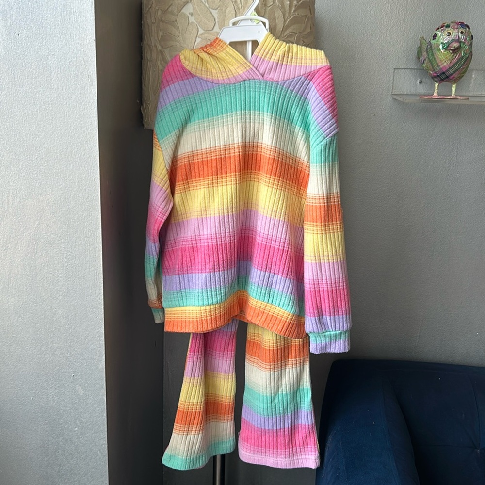 H&M color sweatsuit